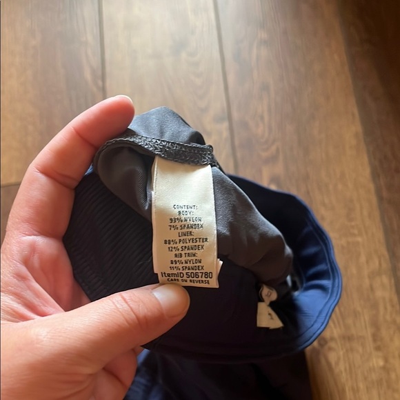 L.L. Bean Women's Vista Camp Navy Skort XS - Picture 6 of 6